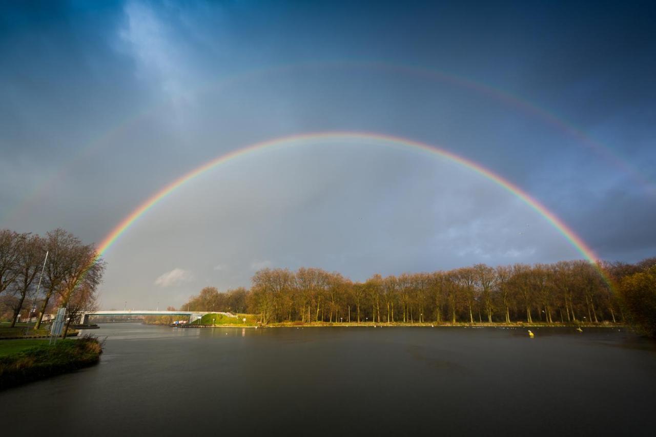 Bateau Peniche Au Coeur De Lille Bed & Breakfast エクステリア 写真